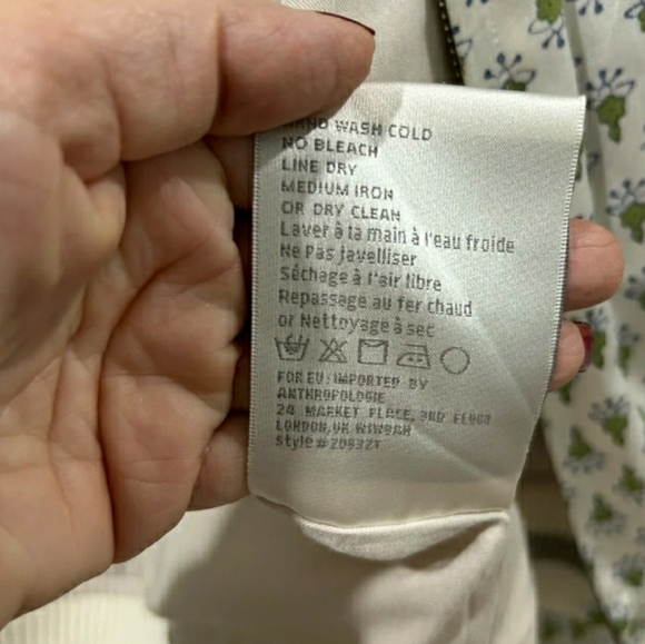 TINY EDITIONS For Anthropology | Silk Embroidered Bomber Jacket | Size Small - Picture 8 of 14